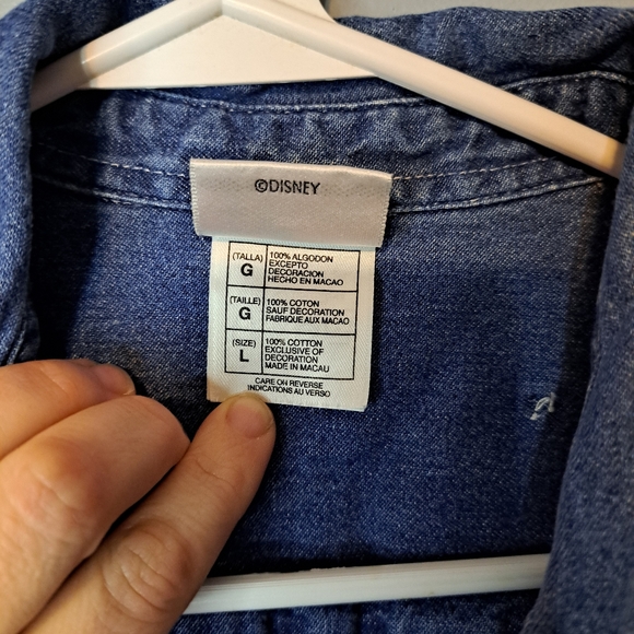 Vintage Disney. Pooh denim vest. Size Large - Picture 8 of 8